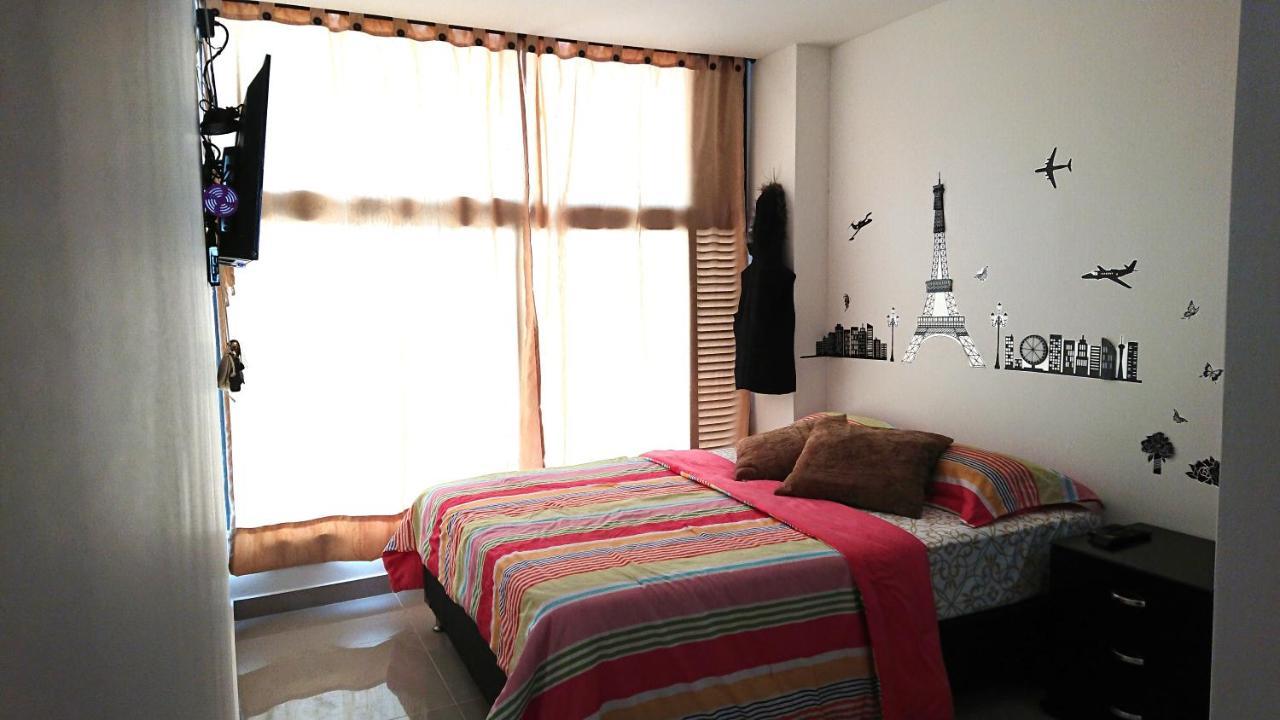 Apartasuites Medellin Los Molinos エクステリア 写真